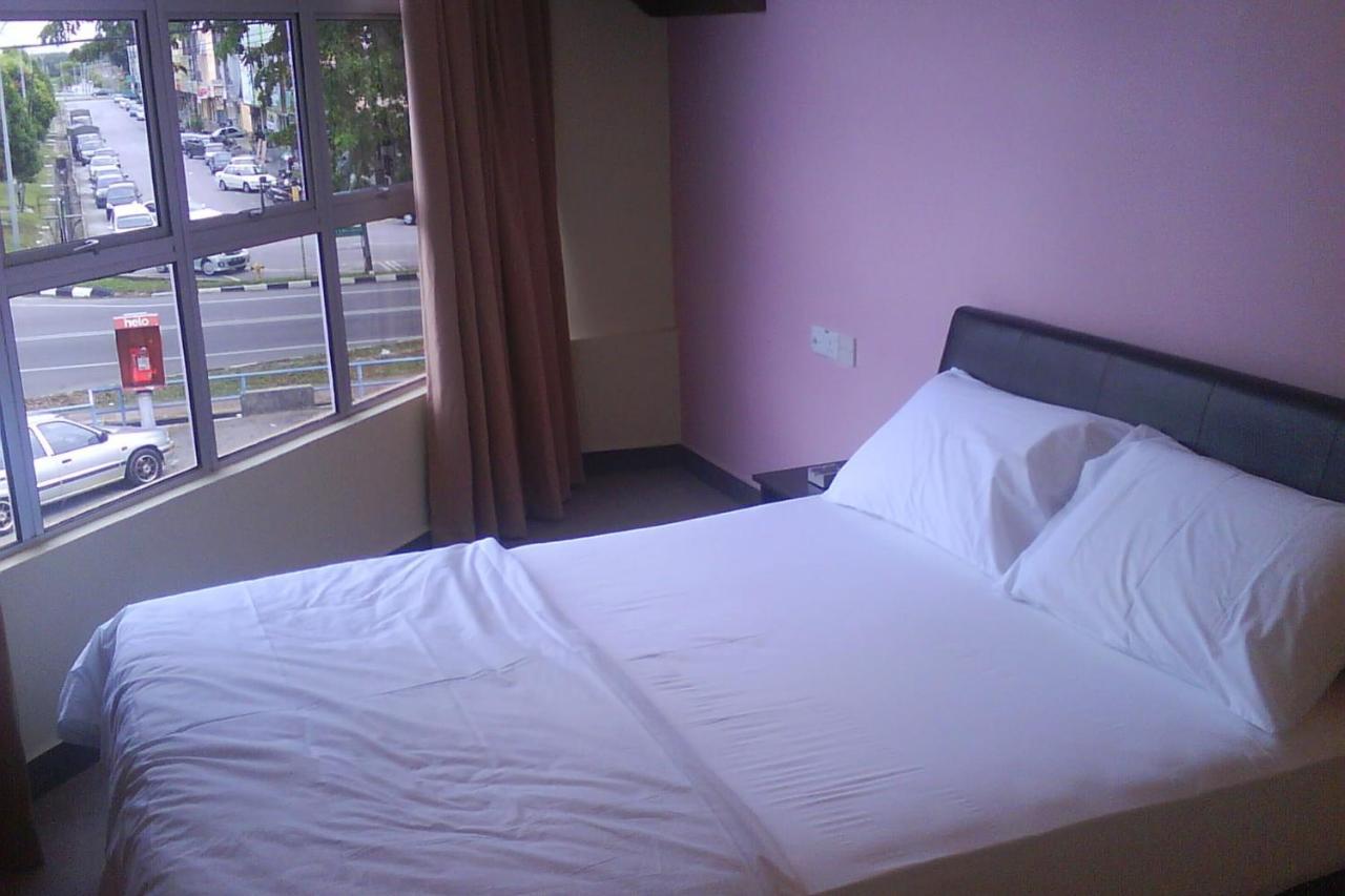 Oyo 90021 Star View Hotel Kampong Batu Tiga Cameră foto