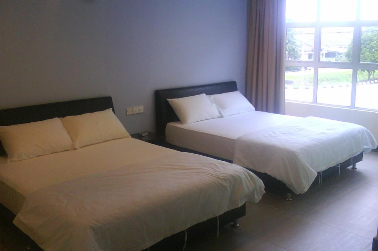 Oyo 90021 Star View Hotel Kampong Batu Tiga Cameră foto